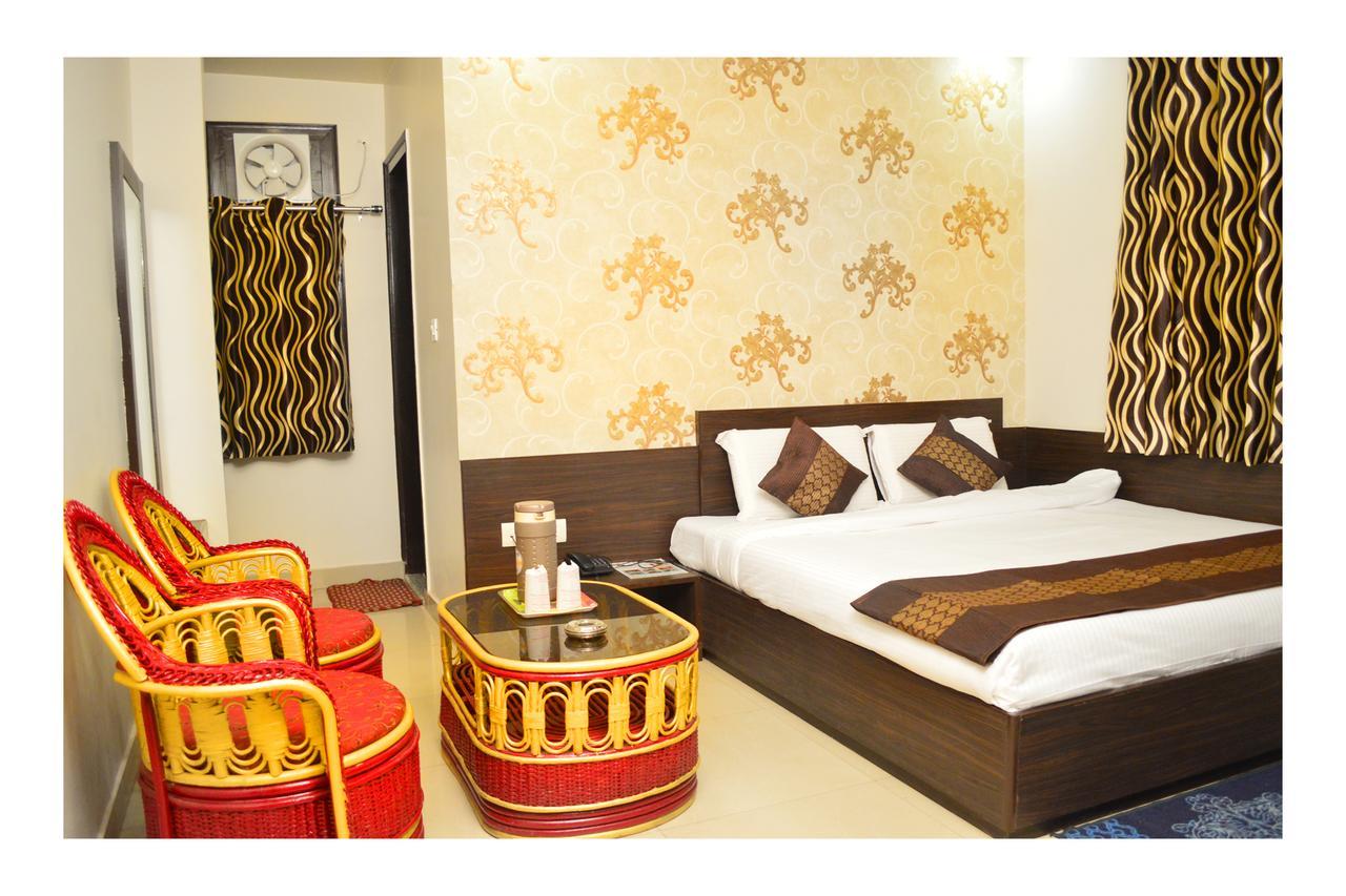 Hotel Abhinandan Inn Dźajpur Zewnętrze zdjęcie