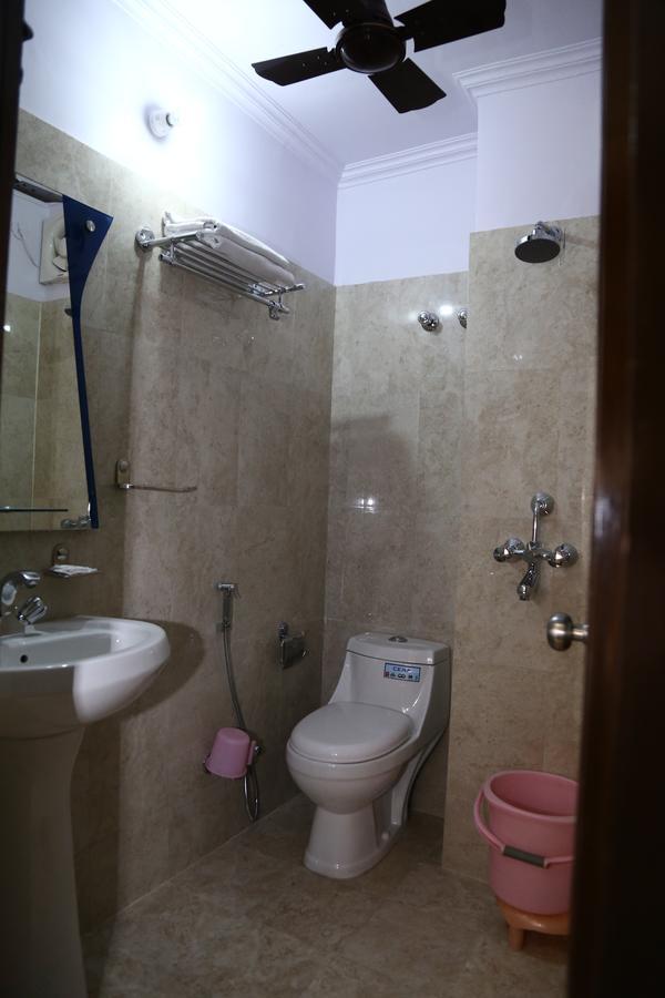 Hotel Abhinandan Inn Dźajpur Zewnętrze zdjęcie