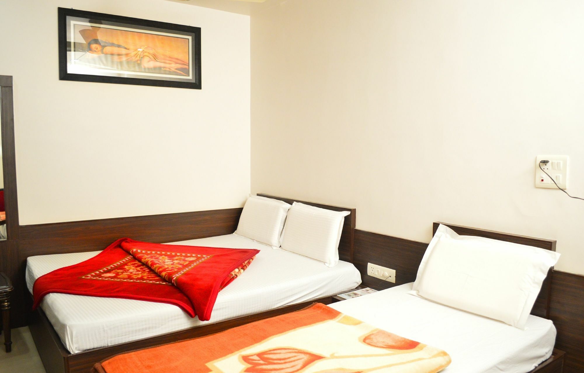 Hotel Abhinandan Inn Dźajpur Zewnętrze zdjęcie