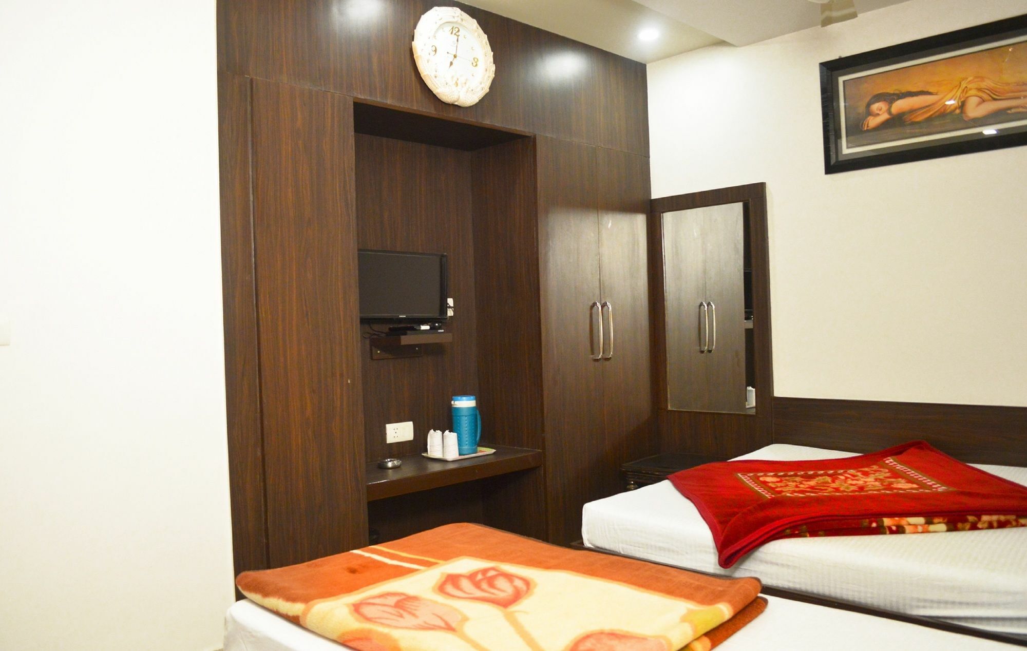 Hotel Abhinandan Inn Dźajpur Zewnętrze zdjęcie