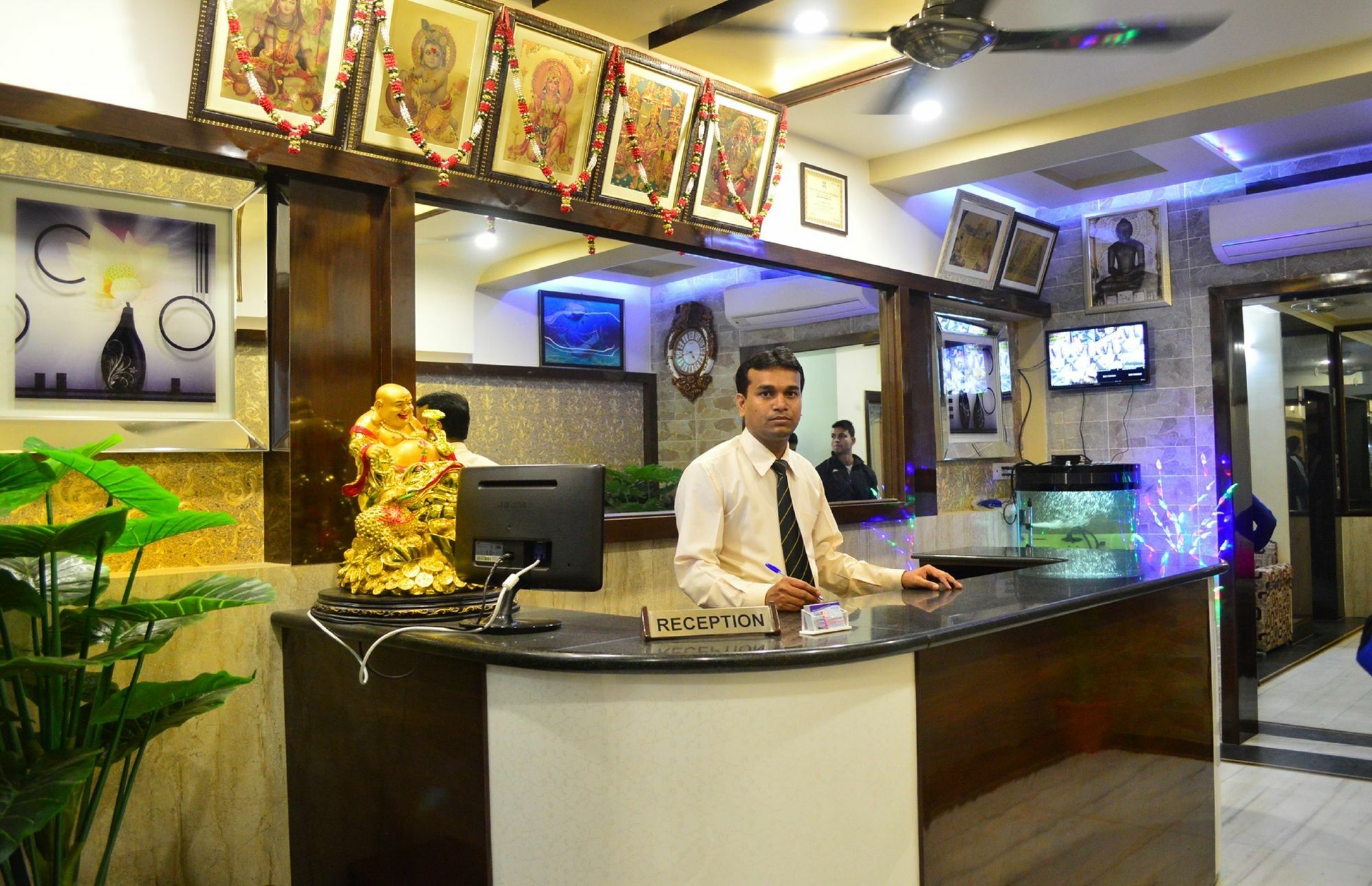 Hotel Abhinandan Inn Dźajpur Zewnętrze zdjęcie